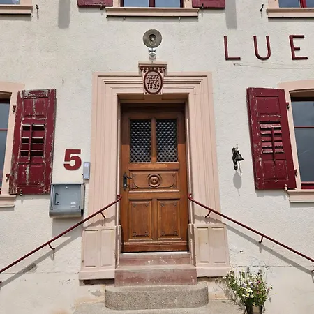 Lueginsland Apartment *