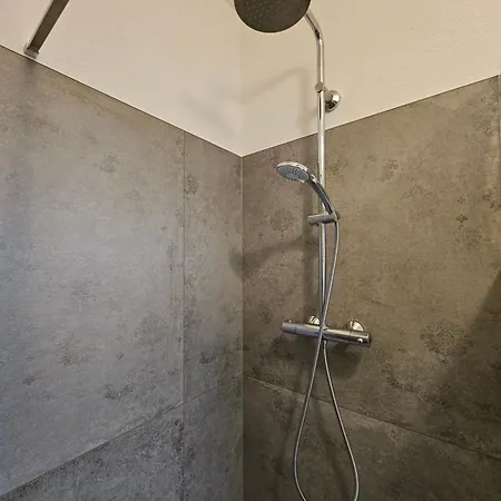 Lueginsland Apartment *